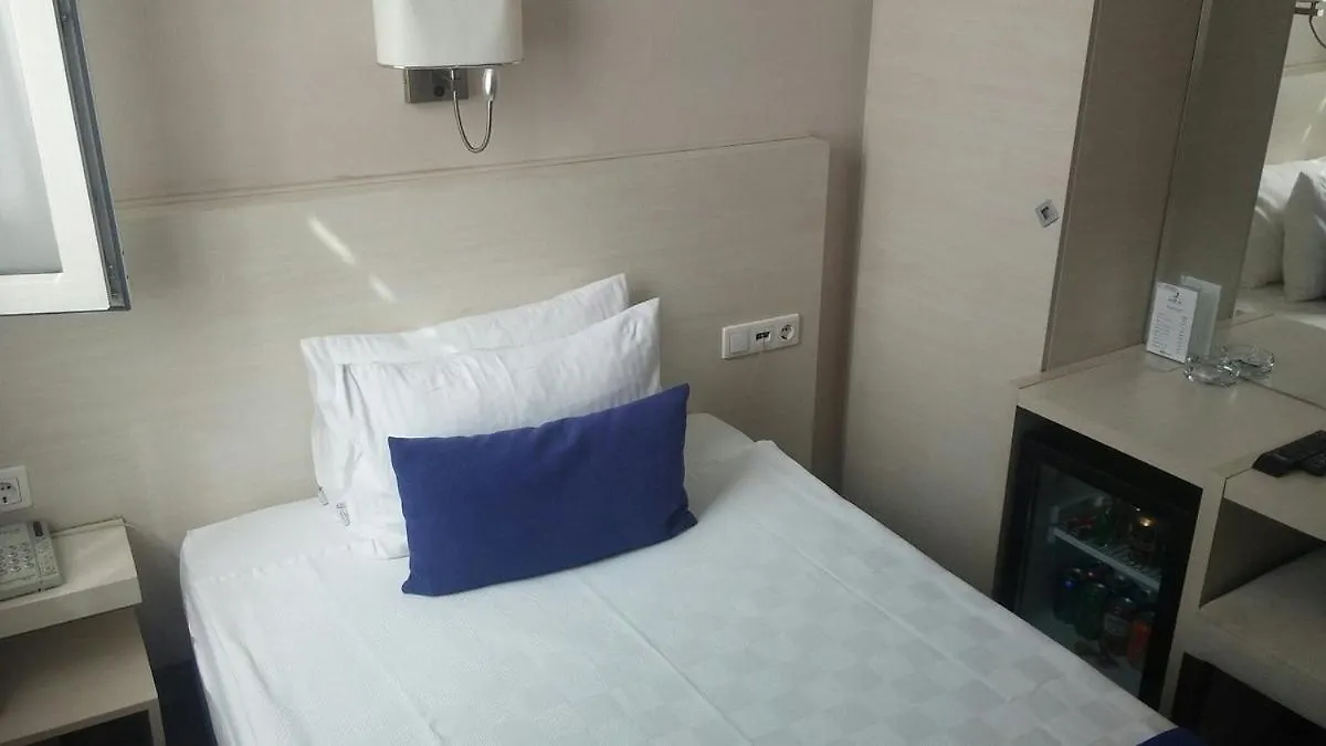 Walk In Hotels Izmir